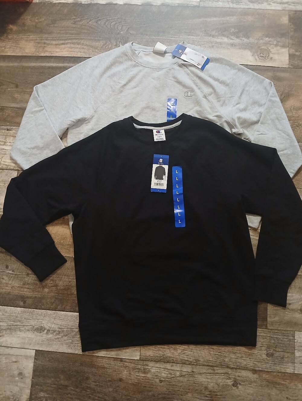 NWT Champion Men’s Crewneck Sweatshirt - Black & Light Gray